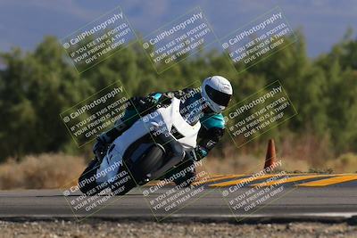 media/Nov-06-2022-SoCal Trackdays (Sun) [[208d2ccc26]]/Turn 7 Set 2 (1050am)/